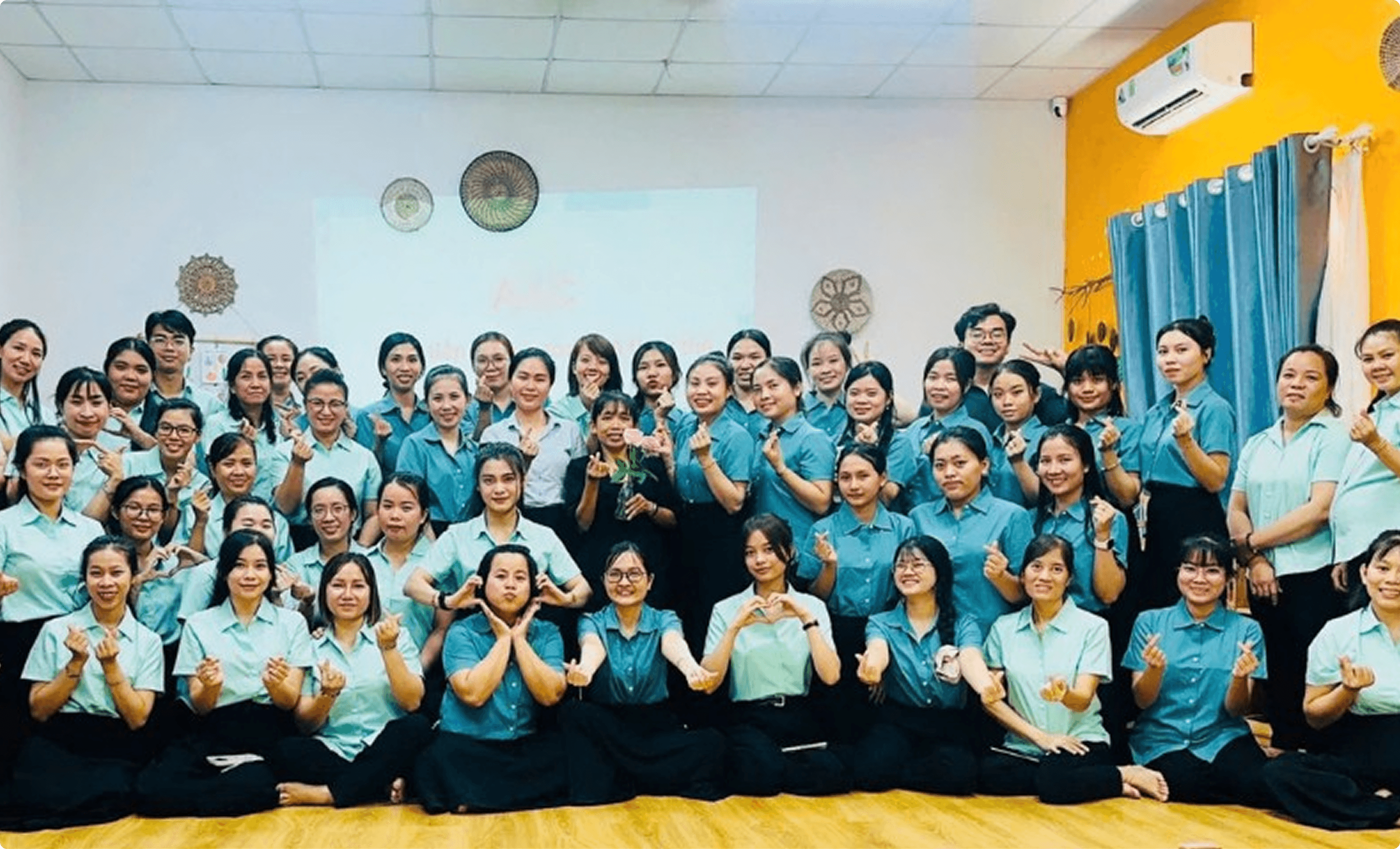 Đội ngũ giáo viên và nhân viên hỗ trợ tại MN SPED